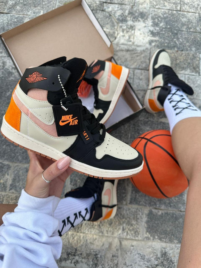 NIKE  AIR JORDAN 1 ZOOM