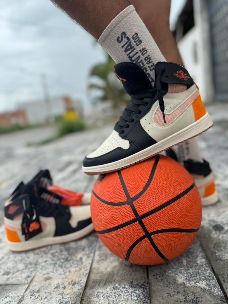 NIKE  AIR JORDAN 1 ZOOM