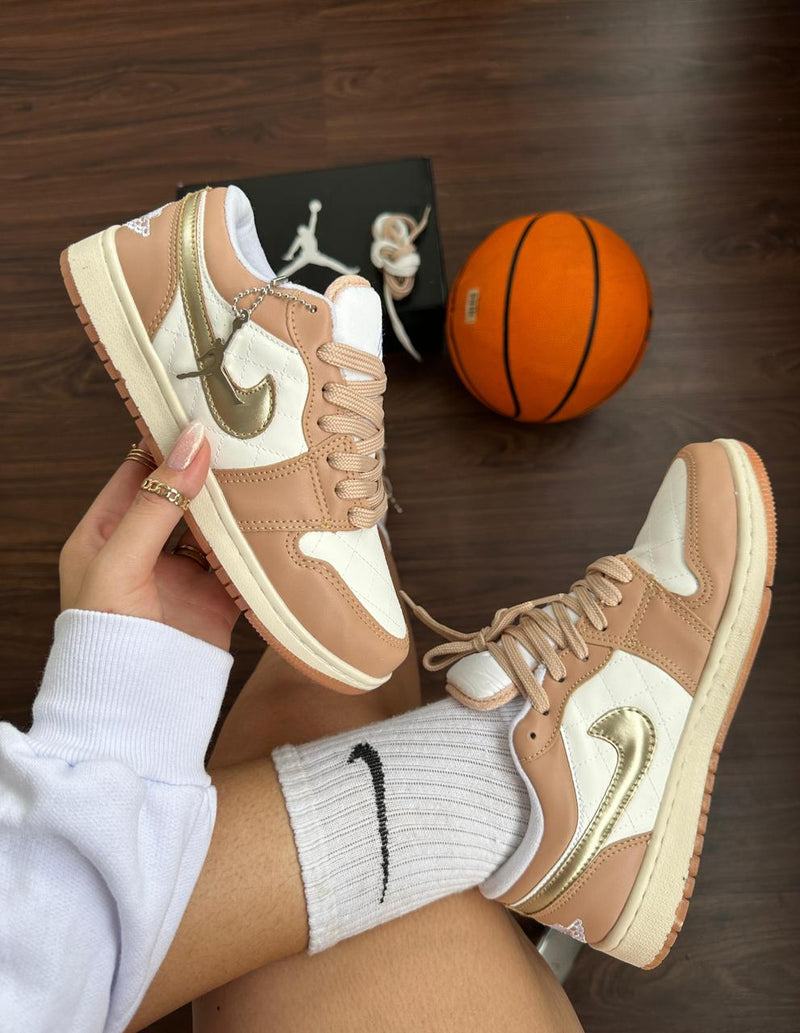 NIKE AIR JORDAN